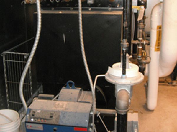 Columbia Boiler MPH 60 (60 hp) low pressure steam boiler with hot water coils. The boiler and coils provide consistent low pressure steam and process water for their craft beer brewing process.