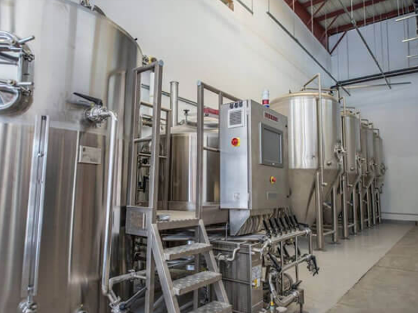 Take a peek at their spotless, stainless steel brew house - it's a beaut!