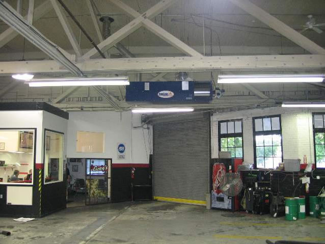 Greg's Downtown Seattle facility - Firelake/Shenandoah Horizon 315 (315,000 BTU) heater installed hanging from ceiling.